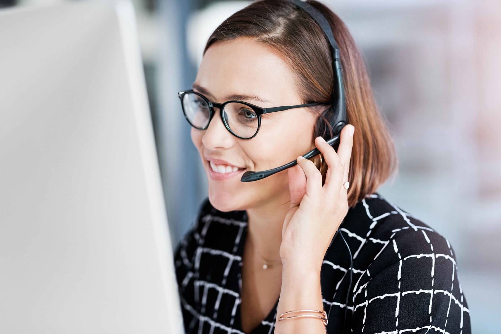 customer service woman